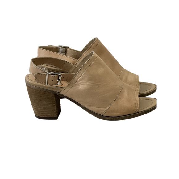 Sophia Milano Tan Leather Sandal - size 8 - Picture 2 of 6